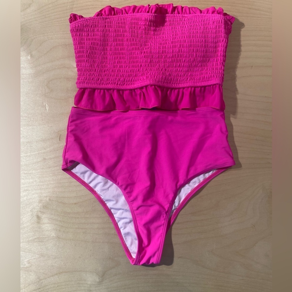 Pink Ruffled Two-Piece Swimsuit Medium (DS)